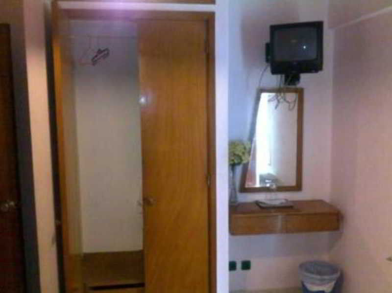 Residencial Condado Hotel ฟารู ภายนอก รูปภาพ